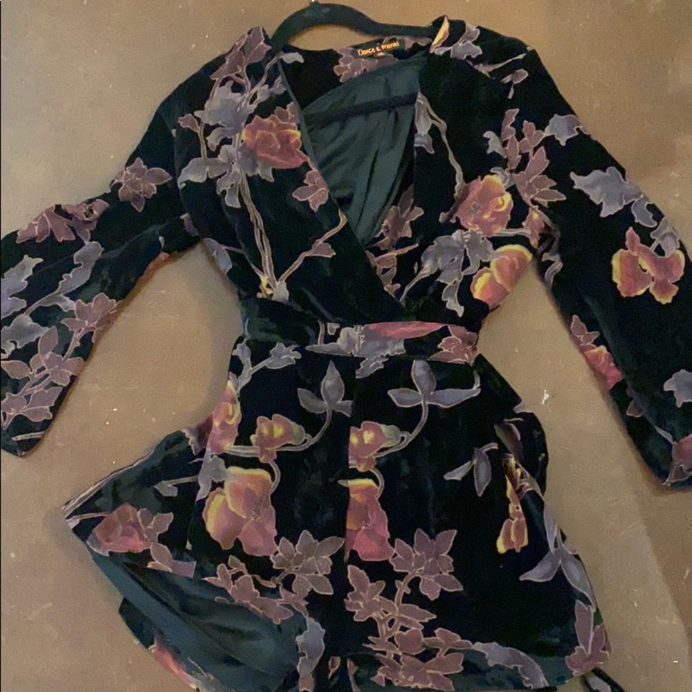 Black long sleeve floral velvet Romper